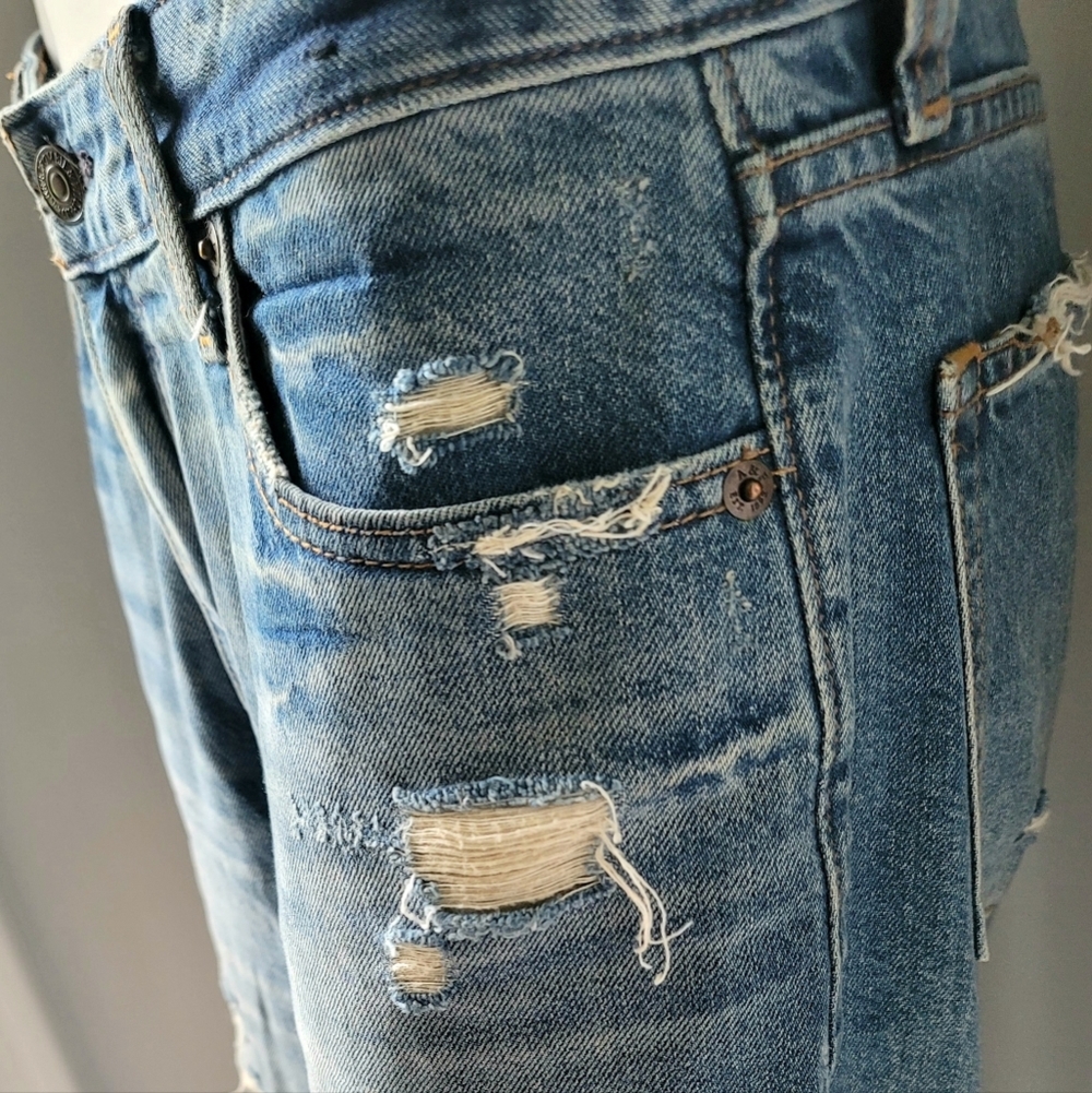 Abercrombie & Fitch Annie High Rise Girlfriend Jeans Size 28
